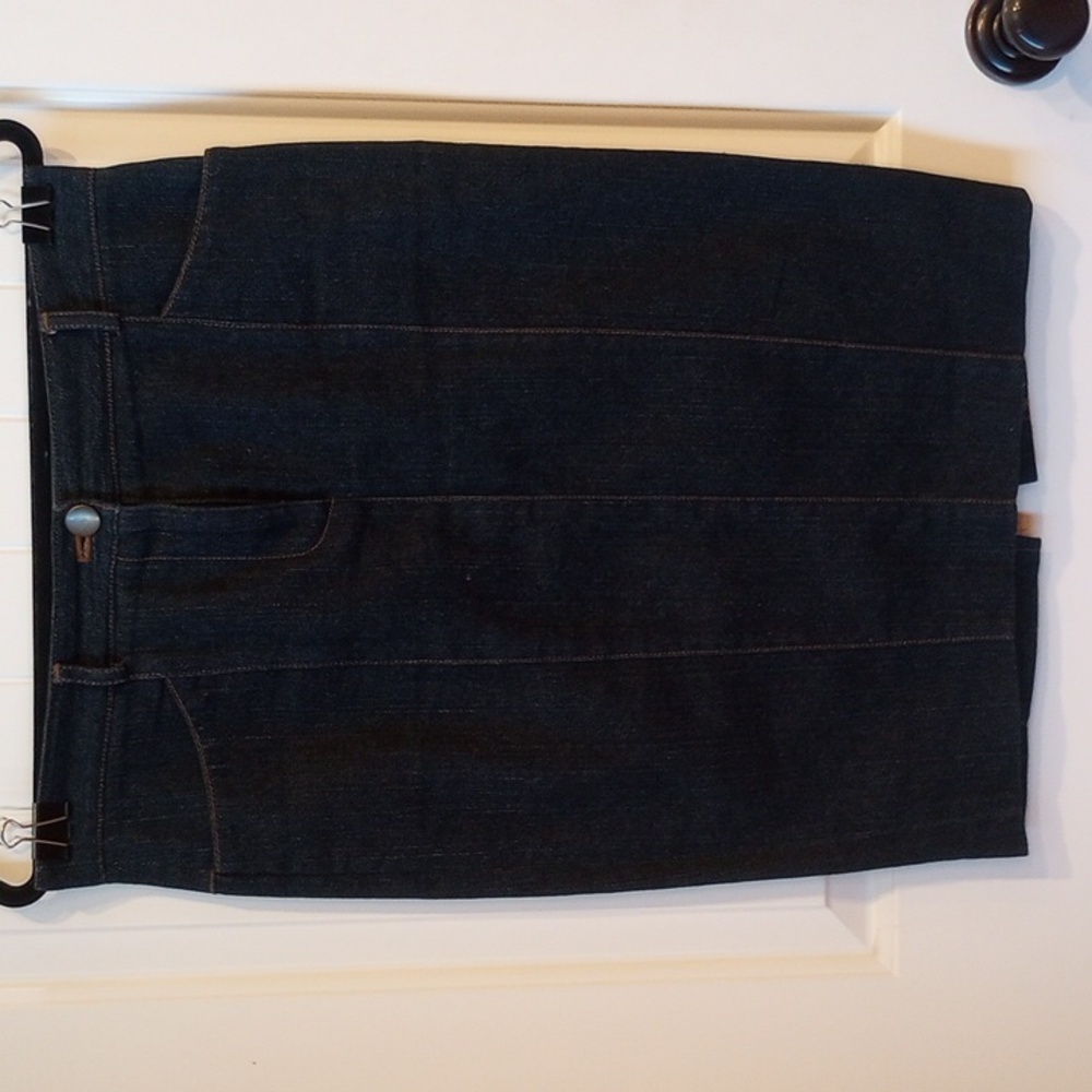Diane Von Furstenberg Dark Wash Denim Pencil Skirt